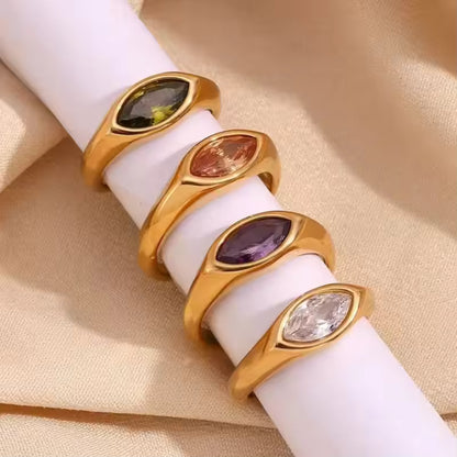 Anillo Dorado con Piedra Preciosa - Diseño Elegante