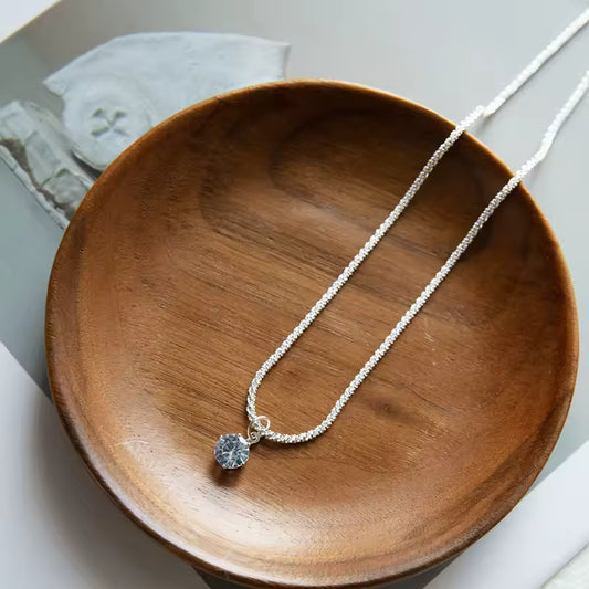 Collar Elegante con Piedra Preciosa - Joyería Fina